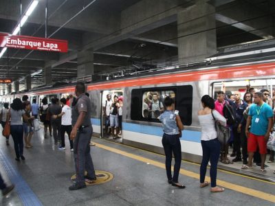 Homem afirma ter sofrido racismo da parte de seguranças de linha de metrô em Salvador