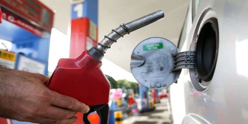 Impactos da guerra: Gasolina chega a R$ 8 em postos na Bahia